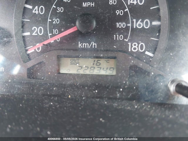 40066850 :رقم المزاد ، 2T1BR32E04C827291 vin ، 2004 Toyota Corolla Ce/le/s مزاد بيع
