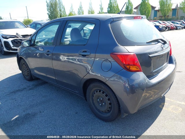 40064938 :رقم المزاد ، VNKKTUD3XGA063226 vin ، 2016 Toyota Yaris L/le/se مزاد بيع