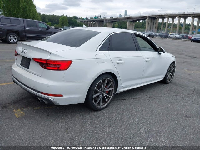 WAUC4AF40JA003426 Audi S4