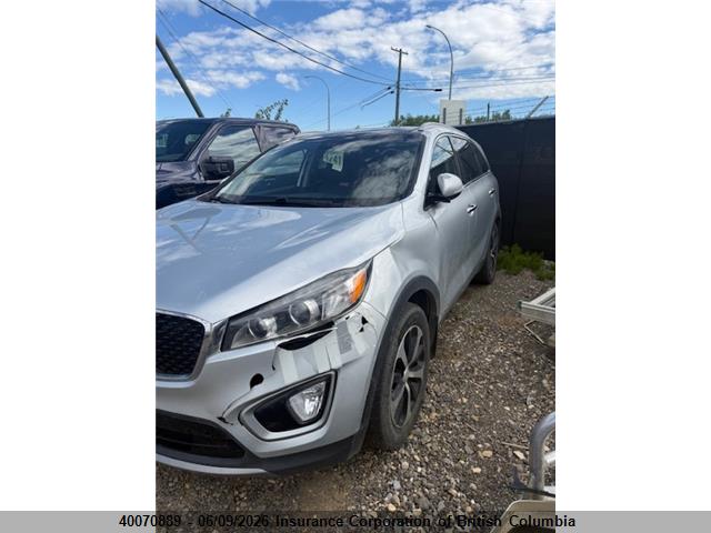 40070889 :رقم المزاد ، 5XYPHDA5XHG327830 vin ، 2017 Kia Sorento Ex مزاد بيع