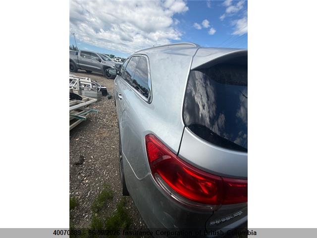 40070889 :رقم المزاد ، 5XYPHDA5XHG327830 vin ، 2017 Kia Sorento Ex مزاد بيع