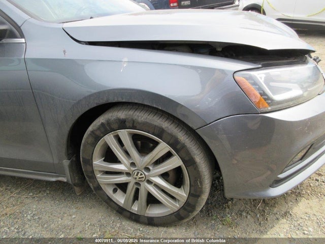 Продажа на аукционе авто 2015 Volkswagen Jetta, vin: 3VWLA7AJ7FM340890, номер лота: 40070911