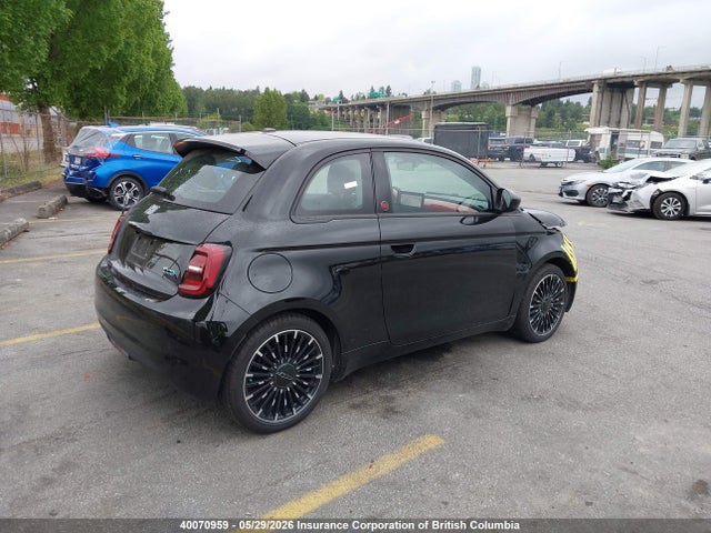 ZFAFFAA45SX237228 Fiat 500 E Red