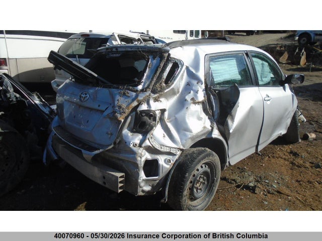 40070960 :رقم المزاد ، 2T1LE4EE8AC015699 vin ، 2010 Toyota Matrix مزاد بيع