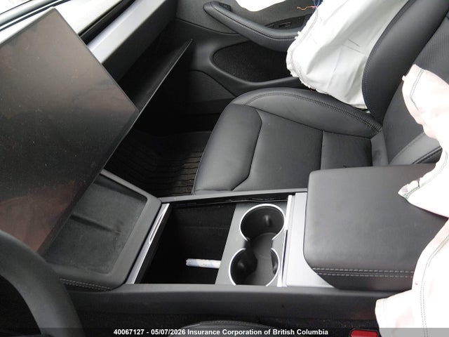Продажа на аукционе авто 2024 Tesla Model 3, vin: 5YJ3E1EA0RF893291, номер лота: 40067127
