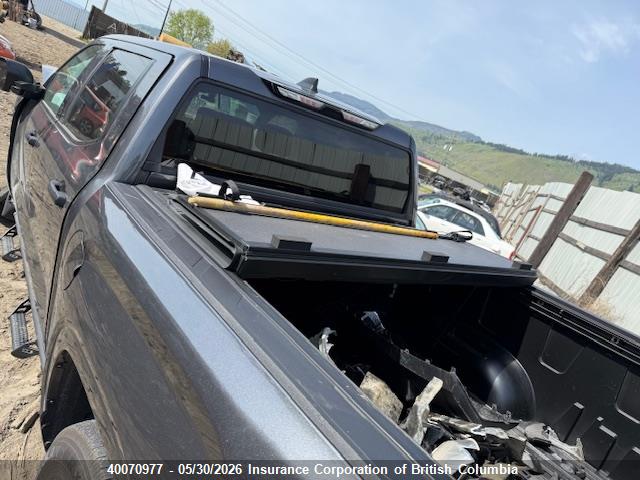 Продаж на аукціоні авто 2025 Toyota Tundra Sr 4x4, vin: 5TFKB5DB1SX302323, номер лоту: 40070977