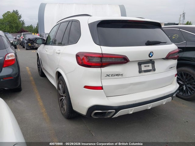 40070988 :رقم المزاد ، 5UXCR6C0XM9E39047 vin ، 2021 Bmw X5 مزاد بيع