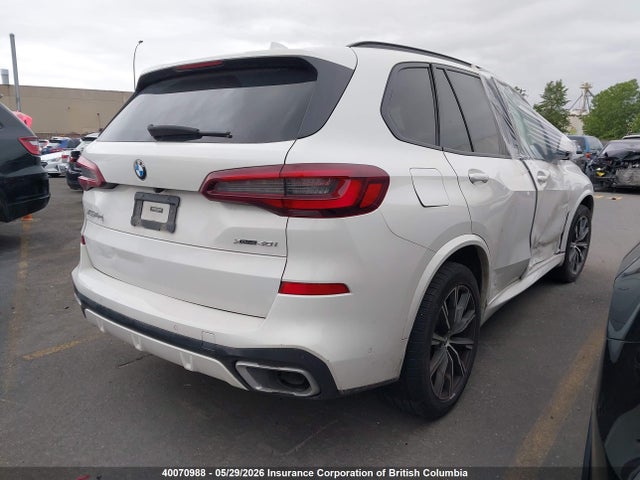 40070988 :رقم المزاد ، 5UXCR6C0XM9E39047 vin ، 2021 Bmw X5 مزاد بيع