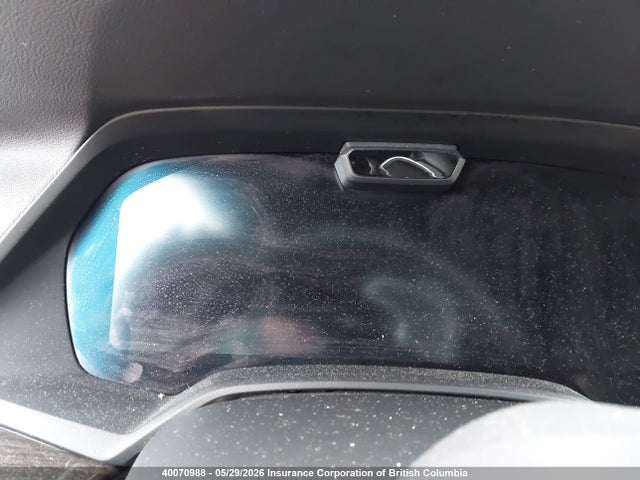 40070988 :رقم المزاد ، 5UXCR6C0XM9E39047 vin ، 2021 Bmw X5 مزاد بيع