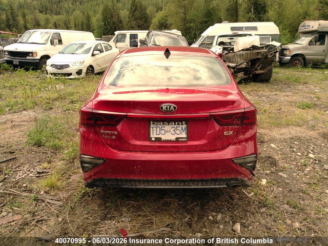 2021 Kia Forte მანქანა იყიდება აუქციონზე, vin: 3KPF54AD3ME297072, აუქციონის ნომერი: 40070995
