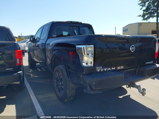 40070998 :رقم المزاد ، 1N6BA1F49JN529034 vin ، 2018 Nissan Titan مزاد بيع