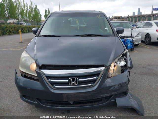 40066485 :رقم المزاد ، 5FNRL38635B502244 vin ، 2005 Honda Odyssey Exl مزاد بيع