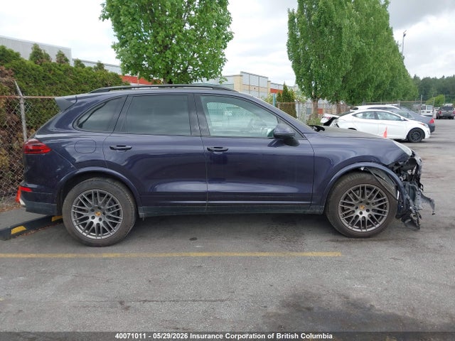 Porsche Cayenne 2018 WP1AA2A22JKA04441 Image 13