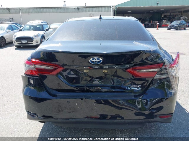 40071012 :رقم المزاد ، 4T1B21HK4NU017877 vin ، 2022 Toyota Camry مزاد بيع