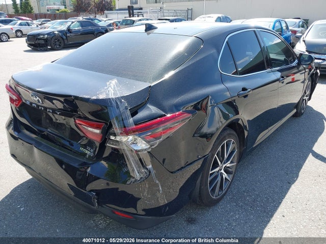 40071012 :رقم المزاد ، 4T1B21HK4NU017877 vin ، 2022 Toyota Camry مزاد بيع