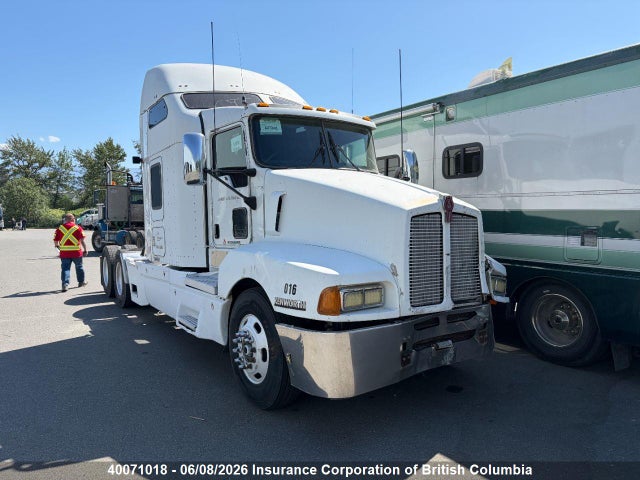 Продажа на аукционе авто 2005 Kenworth Construction T600, vin: 1XKADB9X75J976206, номер лота: 40071018
