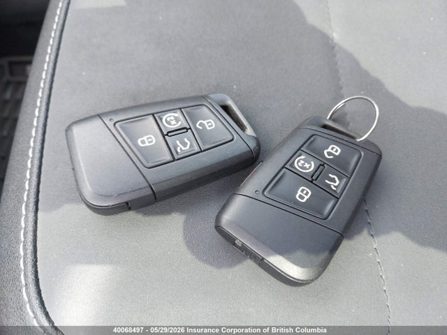40068497 :رقم المزاد ، 3VVVX7B21RM110530 vin ، 2024 Volkswagen Taos Se مزاد بيع