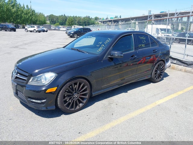 Продажа на аукционе авто 2013 Mercedes-benz C 300 4matic, vin: WDDGF8ABXDA875183, номер лота: 40071021