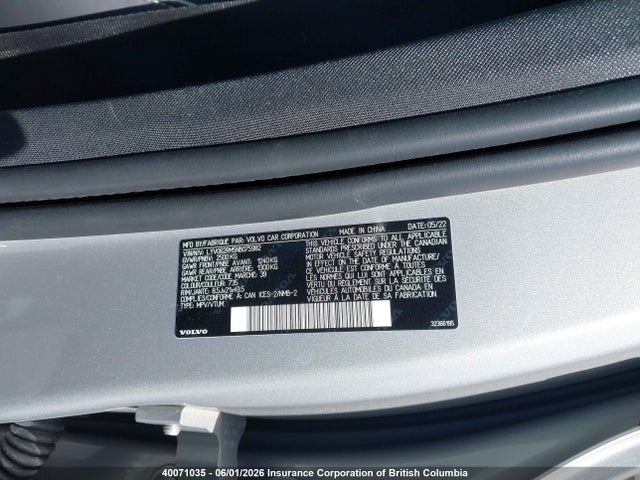 Продаж на аукціоні авто 2022 Volvo Xc60, vin: LYV062RM5NB075982, номер лоту: 40071035