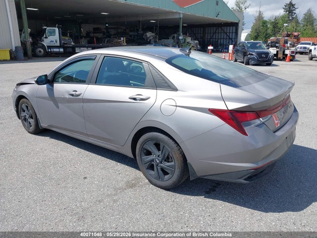 KMHLM4AG8PU416994 Hyundai ELANTRA SEL
