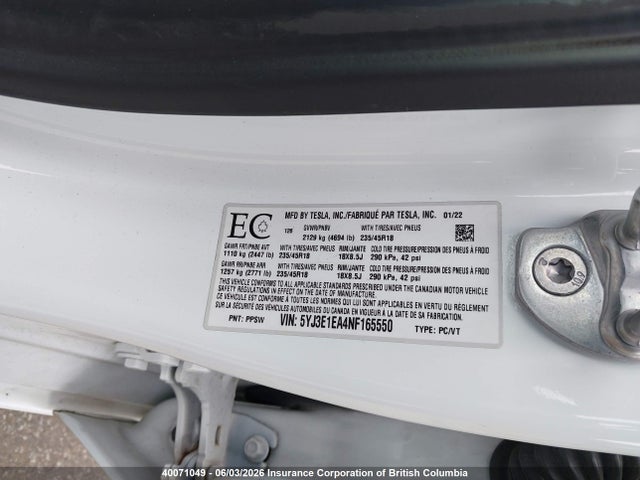 2022 Tesla Model 3 მანქანა იყიდება აუქციონზე, vin: 5YJ3E1EA4NF165550, აუქციონის ნომერი: 40071049