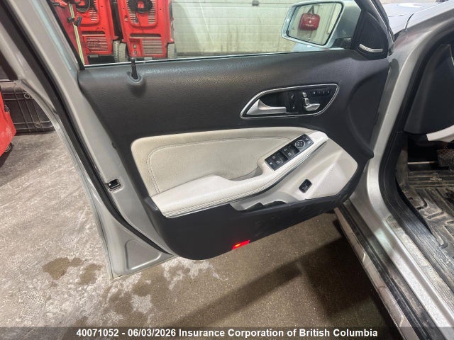 40071052 :رقم المزاد ، WDCTG4GB1KJ576548 vin ، 2019 Mercedes-benz Gla 250 4matic مزاد بيع