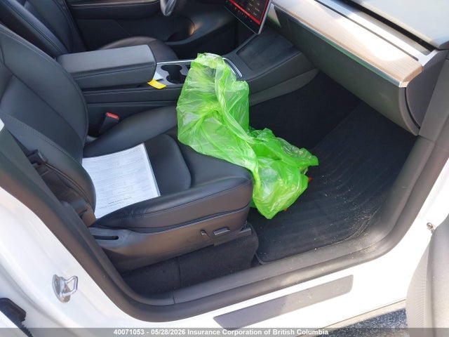 40071053 :رقم المزاد ، 7SAYGDEF5NF410632 vin ، 2022 Tesla Model Y Performance مزاد بيع