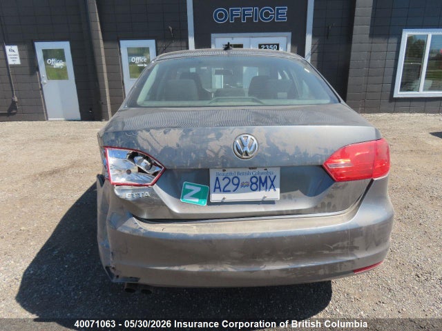 2014 Volkswagen Jetta მანქანა იყიდება აუქციონზე, vin: 3VW1K7AJXEM300449, აუქციონის ნომერი: 40071063