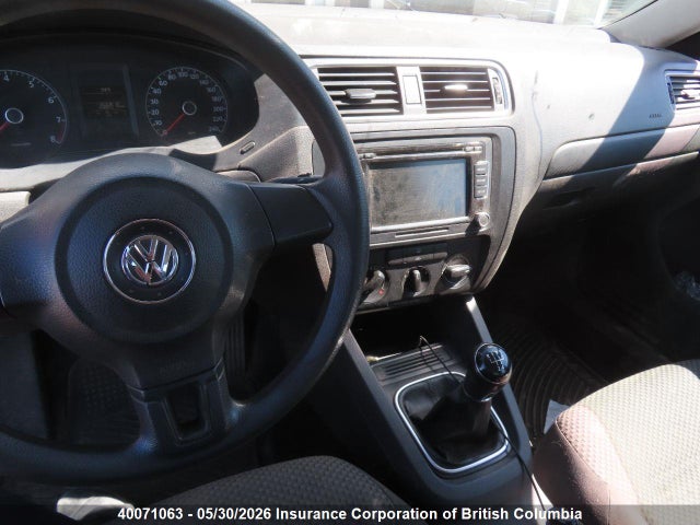 2014 Volkswagen Jetta მანქანა იყიდება აუქციონზე, vin: 3VW1K7AJXEM300449, აუქციონის ნომერი: 40071063