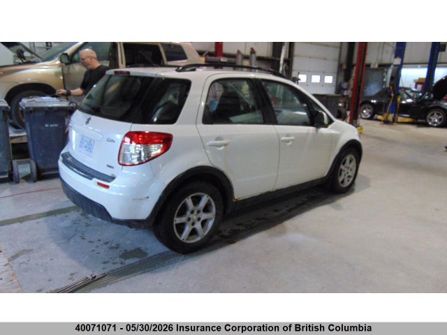 40071071 :رقم المزاد ، JS2YB413796205814 vin ، 2009 Suzuki Sx4 مزاد بيع