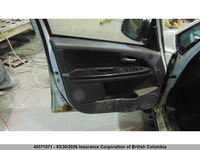 40071071 :رقم المزاد ، JS2YB413796205814 vin ، 2009 Suzuki Sx4 مزاد بيع