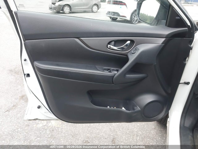 40071096 :رقم المزاد ، 5N1AT2MM6EC805393 vin ، 2014 Nissan Rogue مزاد بيع