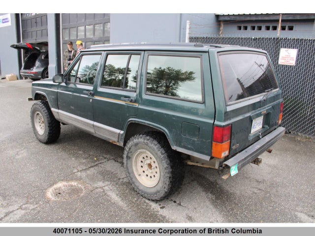 1994 Jeep Cherokee Country მანქანა იყიდება აუქციონზე, vin: 1J4FJ78S9RL111013, აუქციონის ნომერი: 40071105