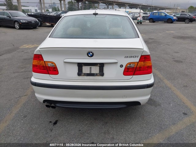 Продажа на аукционе авто 2005 Bmw 330i, vin: WBAEV53475KM42625, номер лота: 40071115