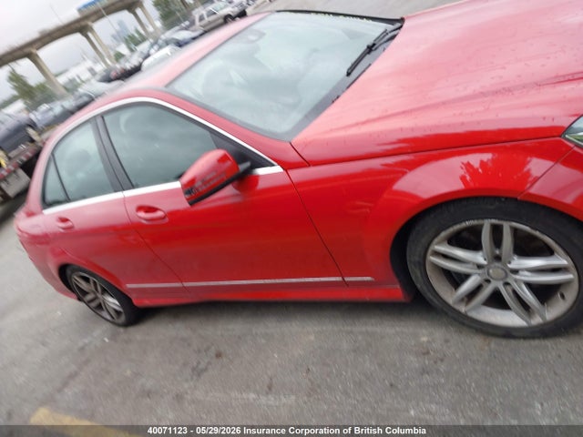 2014 Mercedes-benz C 300 4matic მანქანა იყიდება აუქციონზე, vin: WDDGF8ABXEA949350, აუქციონის ნომერი: 40071123