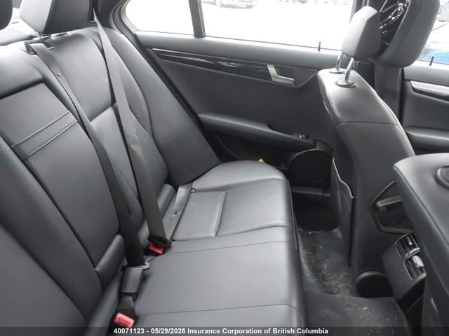 2014 Mercedes-benz C 300 4matic მანქანა იყიდება აუქციონზე, vin: WDDGF8ABXEA949350, აუქციონის ნომერი: 40071123