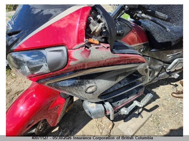 40071127 :رقم المزاد ، JH2SC68X1FK100116 vin ، 2015 Honda Gl1800 Al مزاد بيع