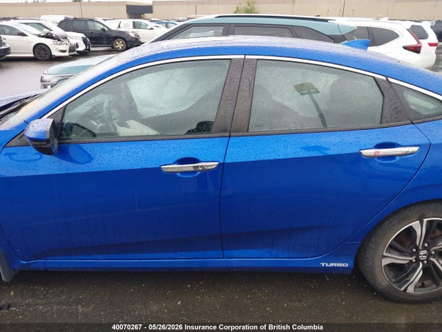 40070267 :رقم المزاد ، 2HGFC1F91JH103360 vin ، 2018 Honda Civic Touring مزاد بيع