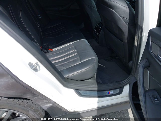 40071137 :رقم المزاد ، WBAJA7C54KG910615 vin ، 2019 Bmw 530i مزاد بيع