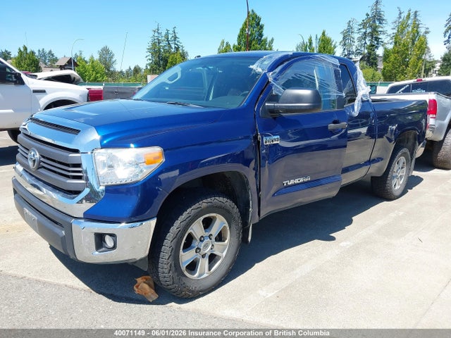 40071149 :رقم المزاد ، 5TFUY5F1XFX460175 vin ، 2015 Toyota Tundra Sr 5.7l V8 مزاد بيع