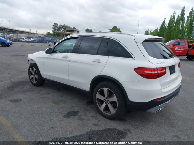 40071170 :رقم المزاد ، WDC0G4KB9KV135401 vin ، 2019 Mercedes-benz Glc 300 4matic مزاد بيع