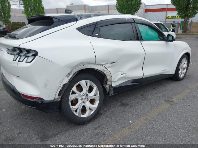 2022 Ford Mustang Mach-e Premium მანქანა იყიდება აუქციონზე, vin: 3FMTK3SU3NMA07145, აუქციონის ნომერი: 40071192