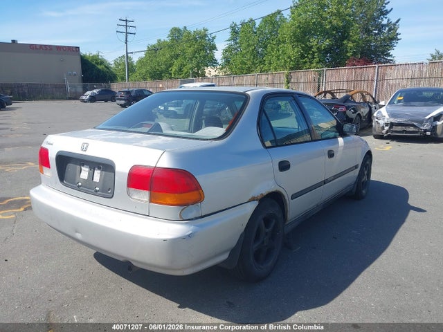 1998 Honda Civic მანქანა იყიდება აუქციონზე, vin: JHMEJ6634WS809195, აუქციონის ნომერი: 40071207