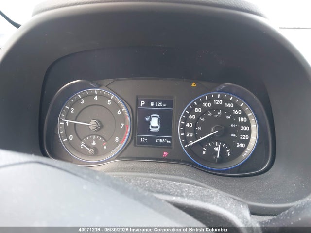 2020 Hyundai Kona მანქანა იყიდება აუქციონზე, vin: KM8K22AA0LU556694, აუქციონის ნომერი: 40071219