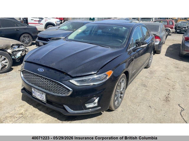 40071223 :رقم المزاد ، 3FA6P0RU6KR156001 vin ، 2019 Ford Fusion Titanium مزاد بيع