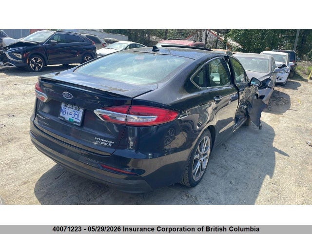 40071223 :رقم المزاد ، 3FA6P0RU6KR156001 vin ، 2019 Ford Fusion Titanium مزاد بيع