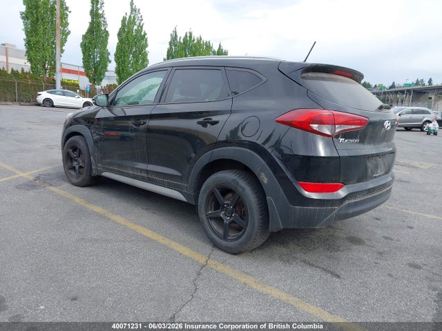Aukcja sprzedaży 2017 Hyundai Tucson Premium, vin: KM8J33A40HU553729, numer aukcji: 40071231