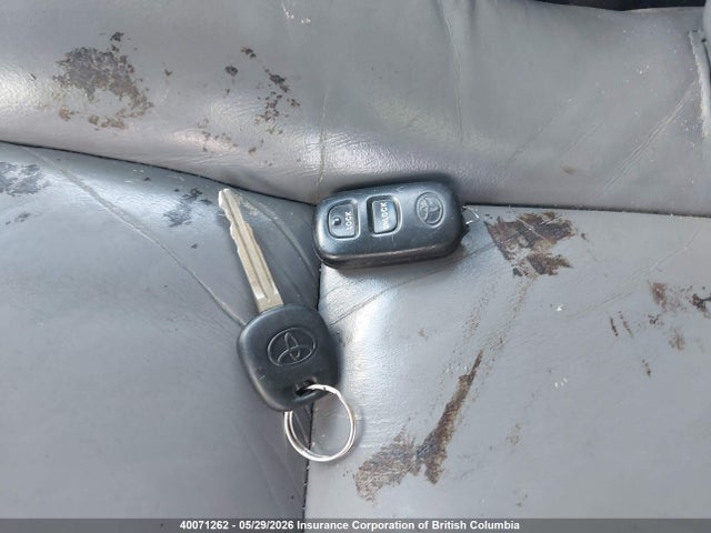 40071262 :رقم المزاد ، JT2BF22K6Y0261865 vin ، 2000 Toyota Camry مزاد بيع