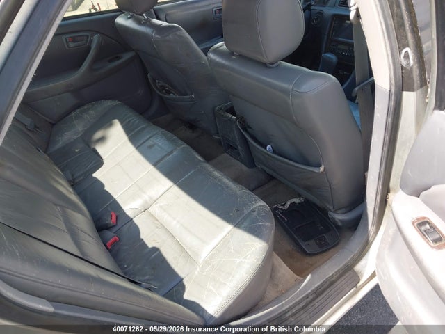 40071262 :رقم المزاد ، JT2BF22K6Y0261865 vin ، 2000 Toyota Camry مزاد بيع