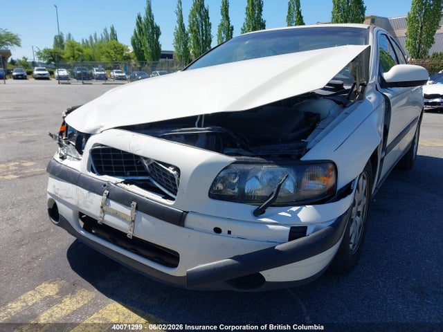 2001 Volvo S60 მანქანა იყიდება აუქციონზე, vin: YV1RS61R512047624, აუქციონის ნომერი: 40071299